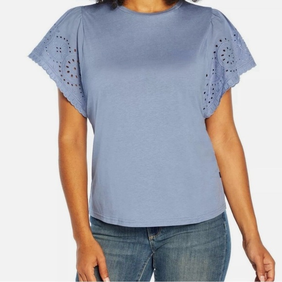 NWT, Gap Women's Eyelet Flutter Short Sleeve Scoop Neck Shirt in Blue, Size XXL - Picture 1 of 12